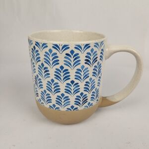 Potter's Corner Coffee Mug Cup Blue Leaf White